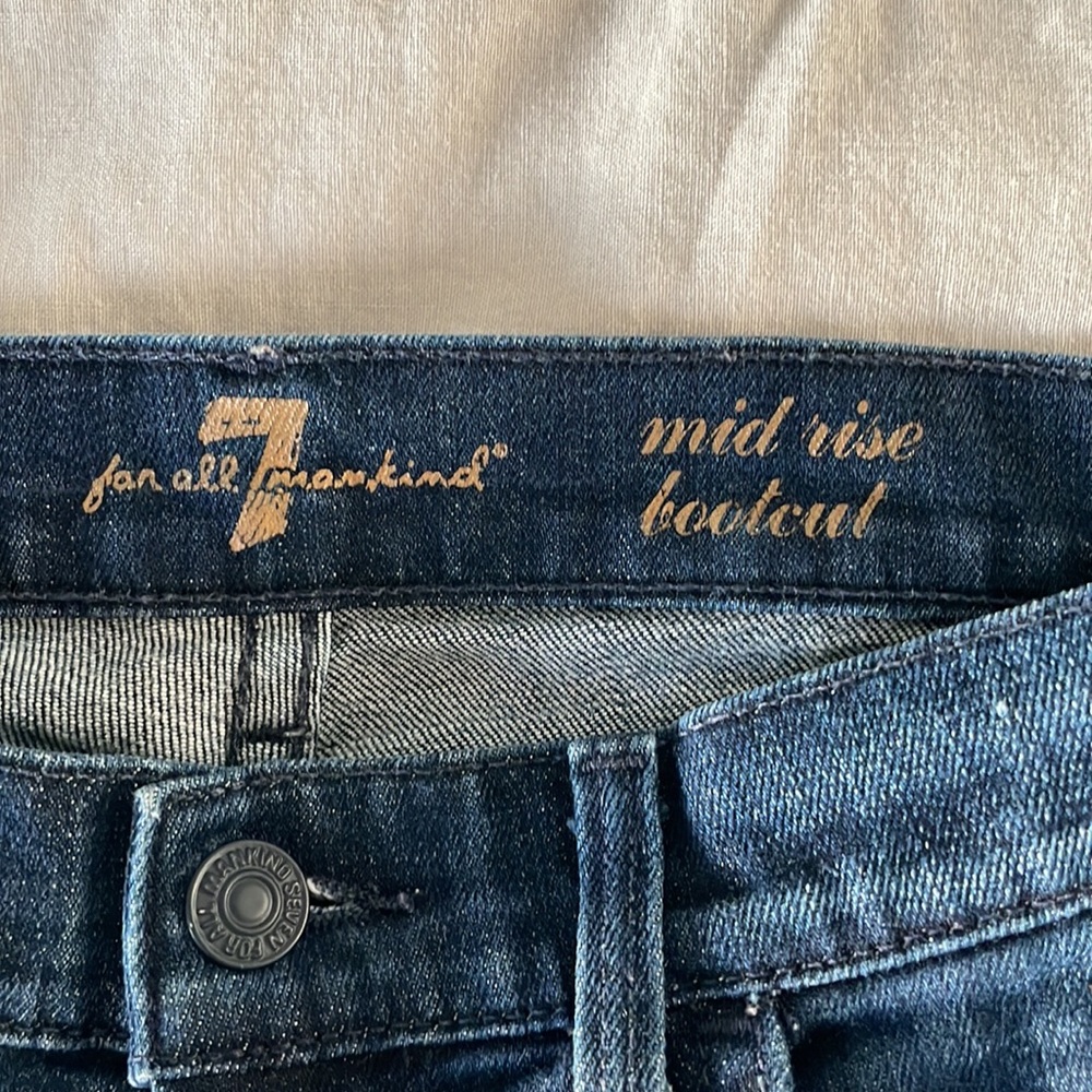 7 For All Mankind Mid Rise Cut Offs - Picture 2 of 4